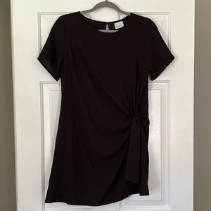 Black Dress with stylish tie that is slimming